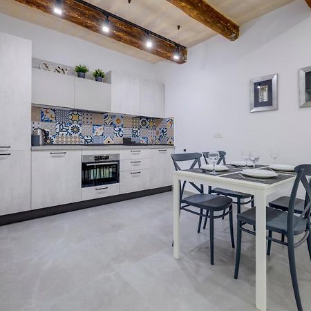 Kapitali 33A Apartment Валета Екстериор снимка