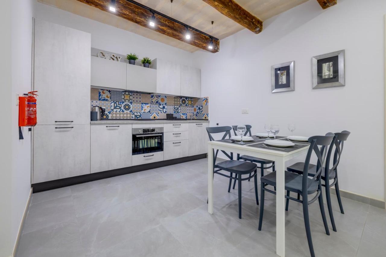 Kapitali 33A Apartment Валета Екстериор снимка
